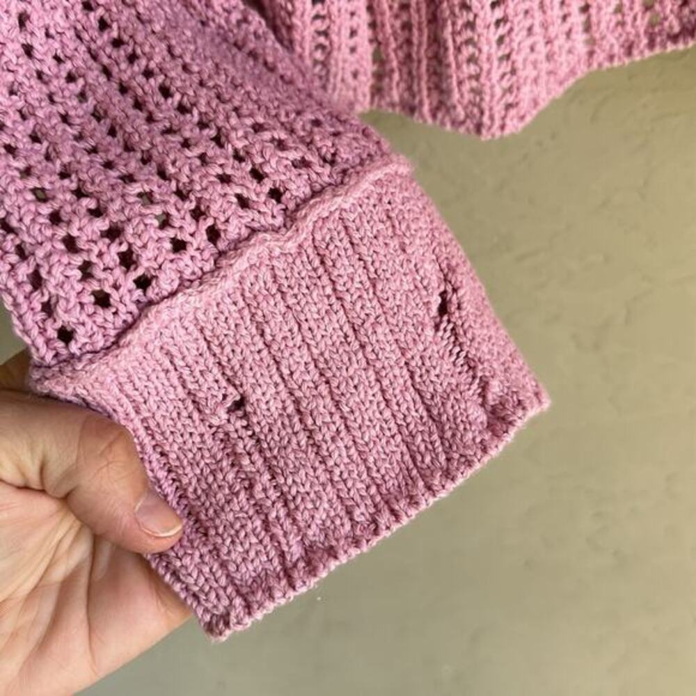 American Eagle pink chunky knit‎ from button oversized sweater size medium - Picture 3 of 4
